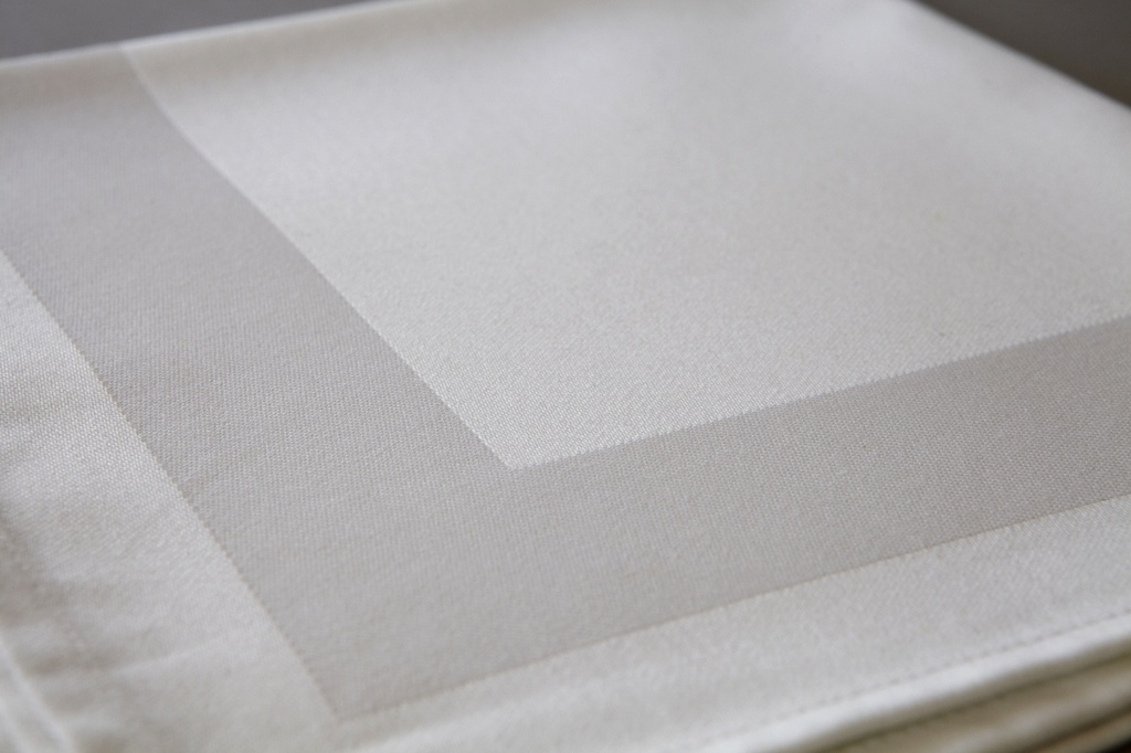 FONDAS AC HILTON / NAPKIN